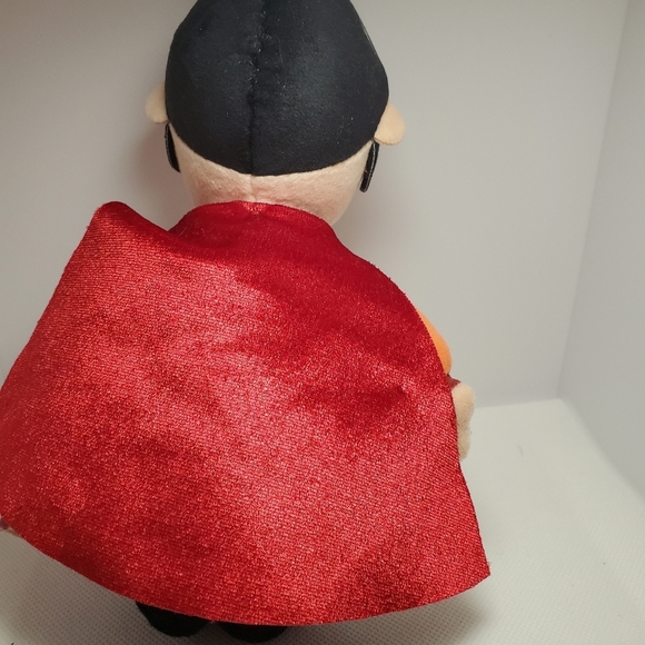 RARE 2022 Disney Parks Hocus Pocus Sanderson Sister Witch Mary Sanderson Plush - Picture 2 of 4